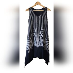 100% Silk Dressori Elegant Black and White Sleeveless Dress
